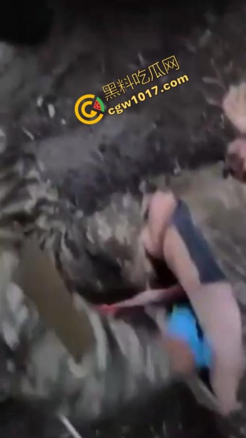 恐怖慎入:战俘被残虐致死内部视频曝光:耳朵,阴茎被残忍收割,现场画面血腥暴力,胆小这勿入!