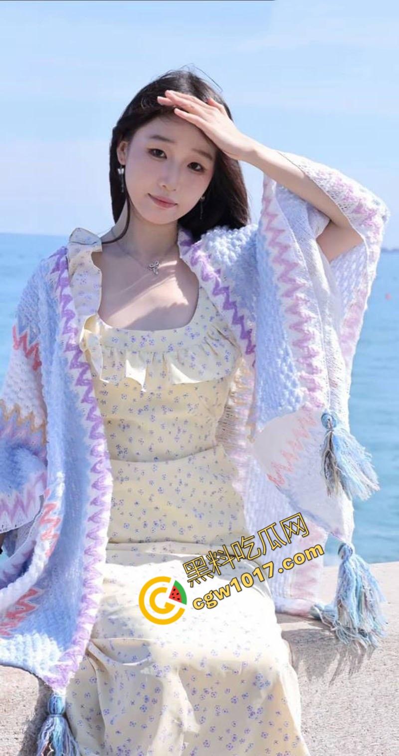 广东校花【羽欣晴】白天纯情学生,夜晚深喉神技,蜜口舔吞吸取精液,喷溅喉咙,诱惑无限,骚劲儿直冲天际