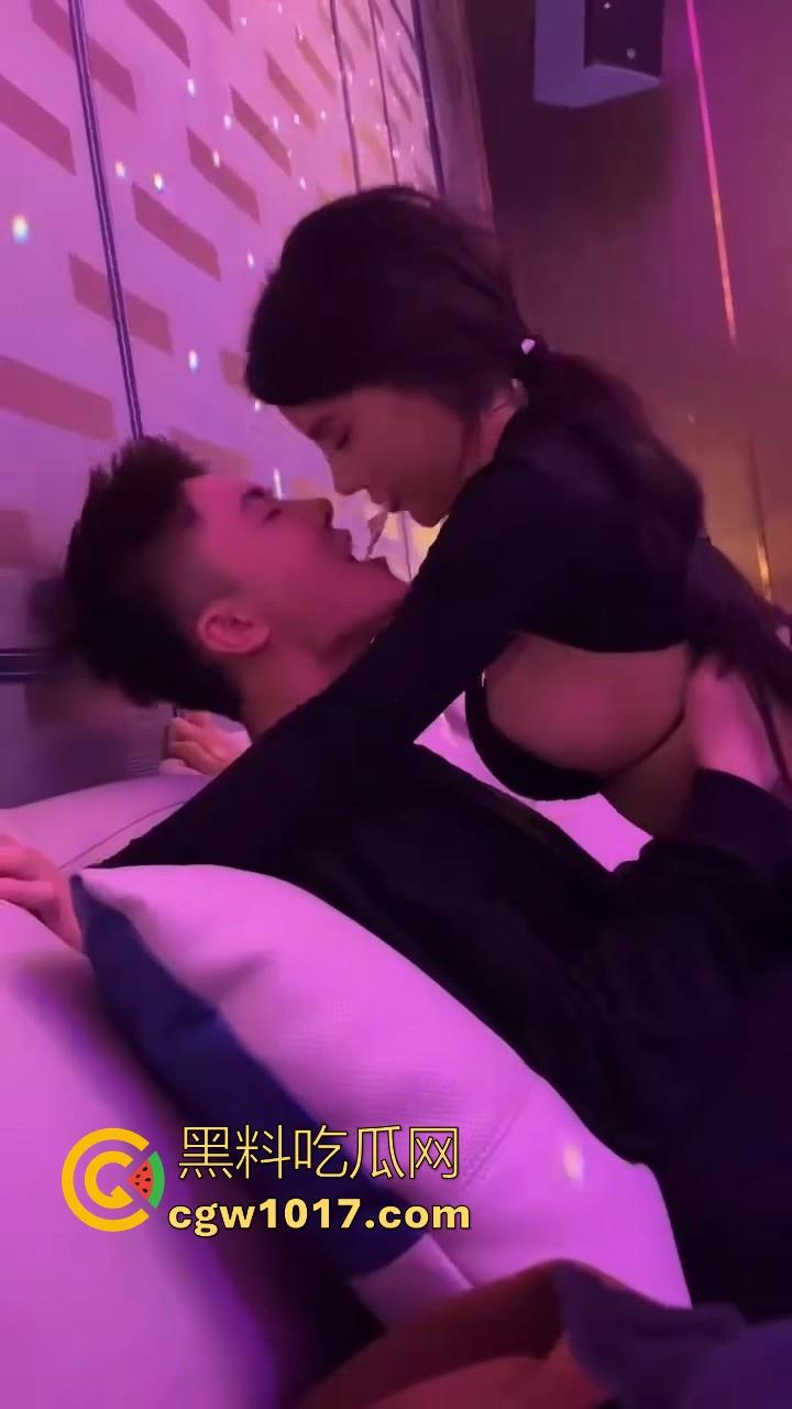 我是真的恨你们这些有钱人啊!吃好喝好操尤物,各种极品身材身上骑,骚逼一天一换,各种女神反差淫荡一面展示在目前!