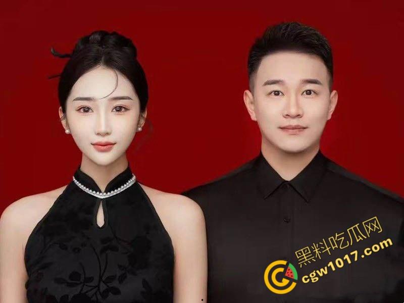 辽源巴卤社火锅店老板娘私下嗜好多人乱交,绿帽老公分享骚照,性感骚穴被无套爆操,白浆横流,淫靡不堪!