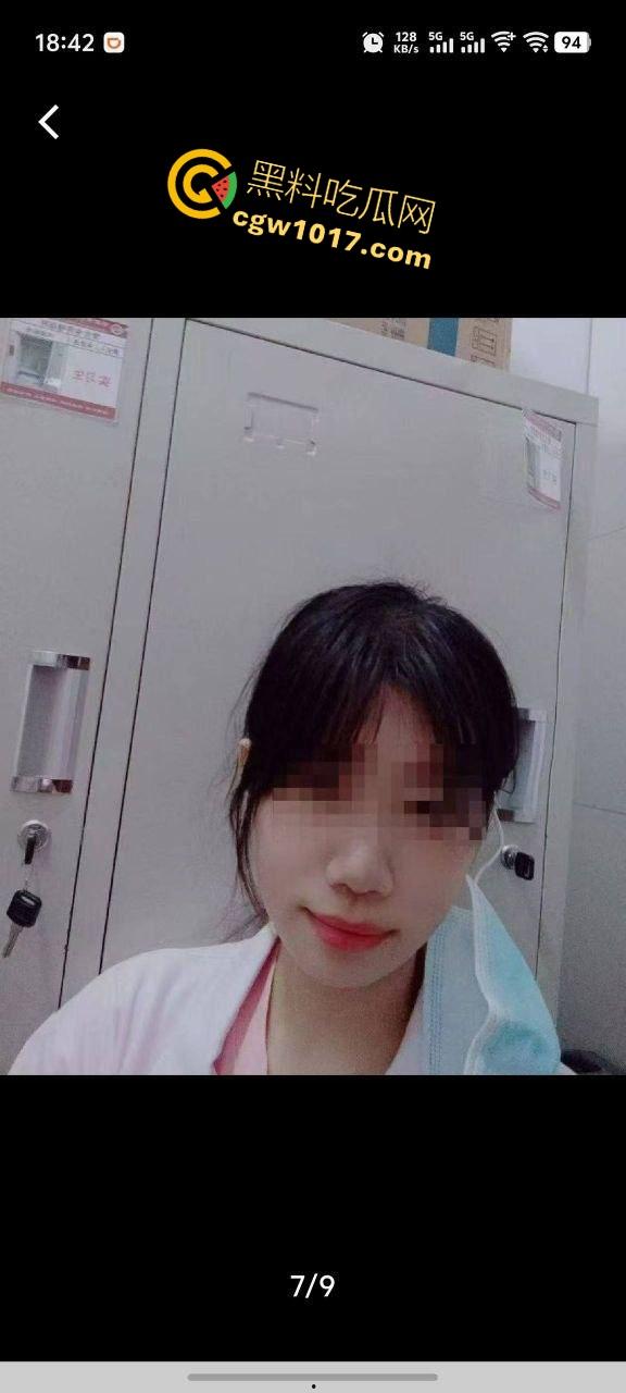 现在的大学生玩的真花!动不动就约,约的时候还不带套,射进去自己怀孕了都不知道是谁的孩子,淫乱的很啊!