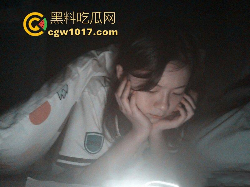 东莞城市学院白月光学妹【林美玲】清纯反差coser,社团的社宠,不料私下被猥琐学长无套打桩内射,可爱滤镜全碎!