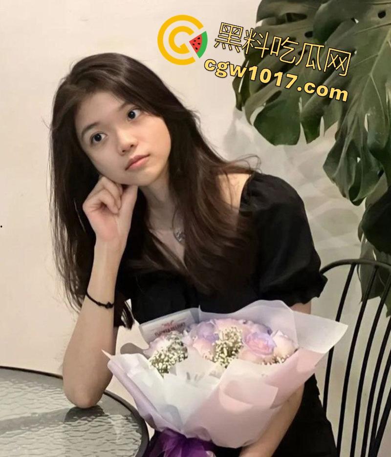 约炮安徽大学清纯05年嫩妹【姚晴晴】矜持如小白兔，粉嫩骚穴紧致一夹就喷，上位骑乘疯狂榨精，极其反差销魂！