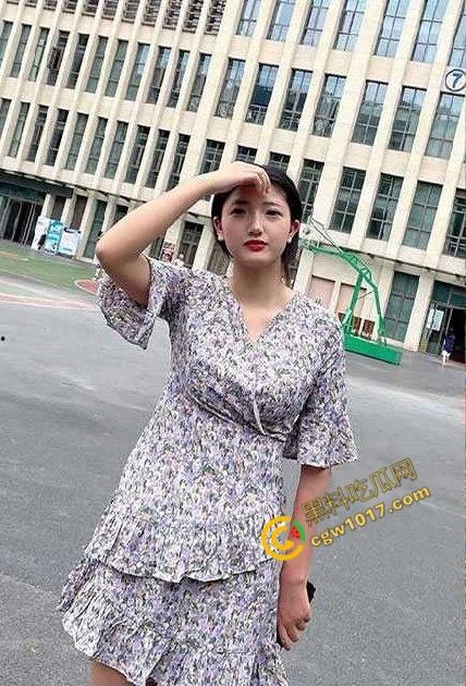 辽宁女子【黄愉欣】跳河自杀，男友竟被判刑，事后无情报复：极品尤物被爆操视频曝光，撸点满满，惹人怜惜！