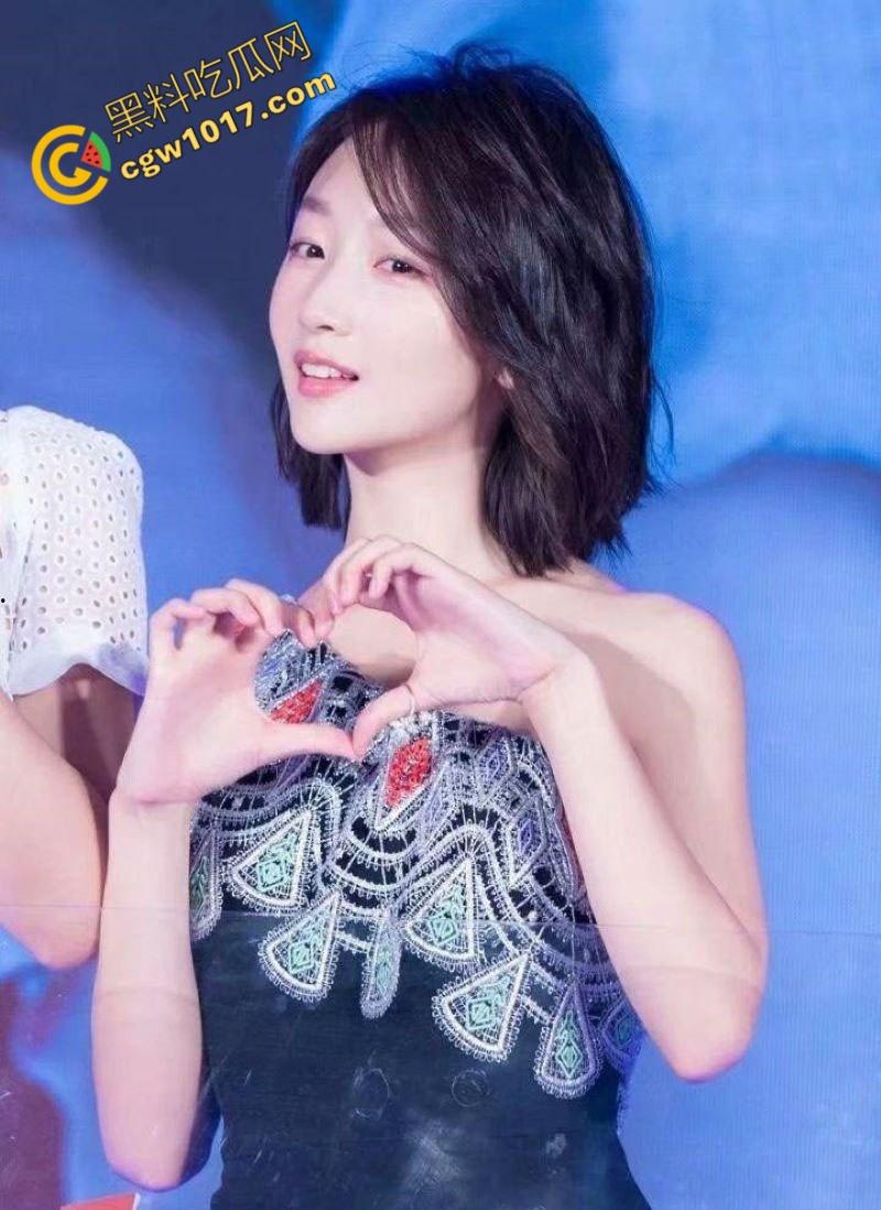 【周冬雨】VOGUE红毯透视装走光,性感仙女瞬间成爆炸新闻,行走荷尔蒙炸弹掀全网浪潮,裙摆失控全网疯传!