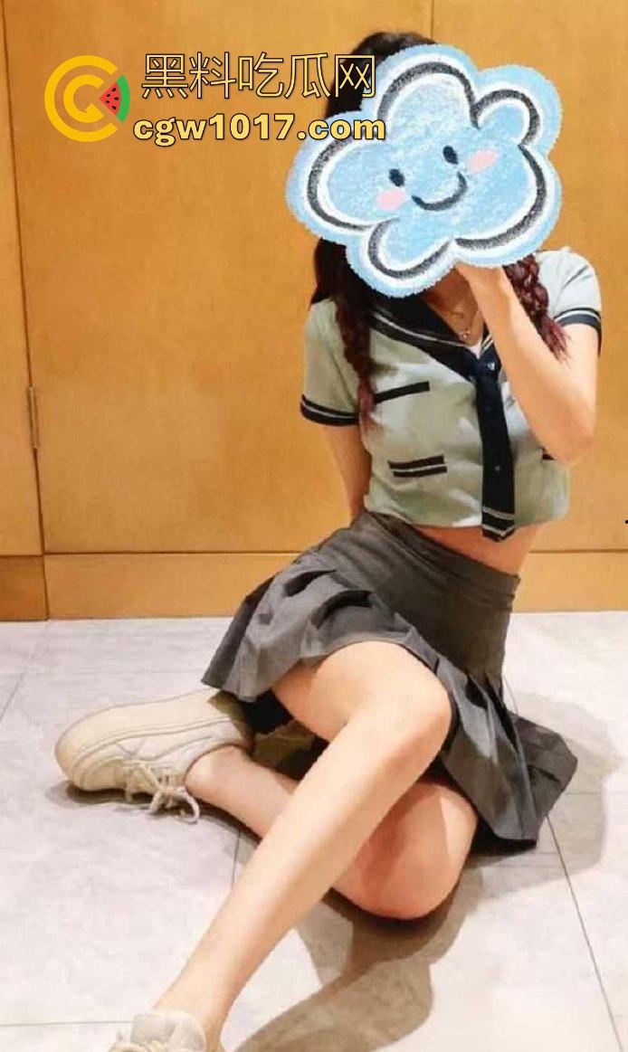 酒店幽会性感巨乳姐姐,房间里一跃化成JK女神,由被动变成主动也是一瞬间,无套内射花式做爱,爽翻了!