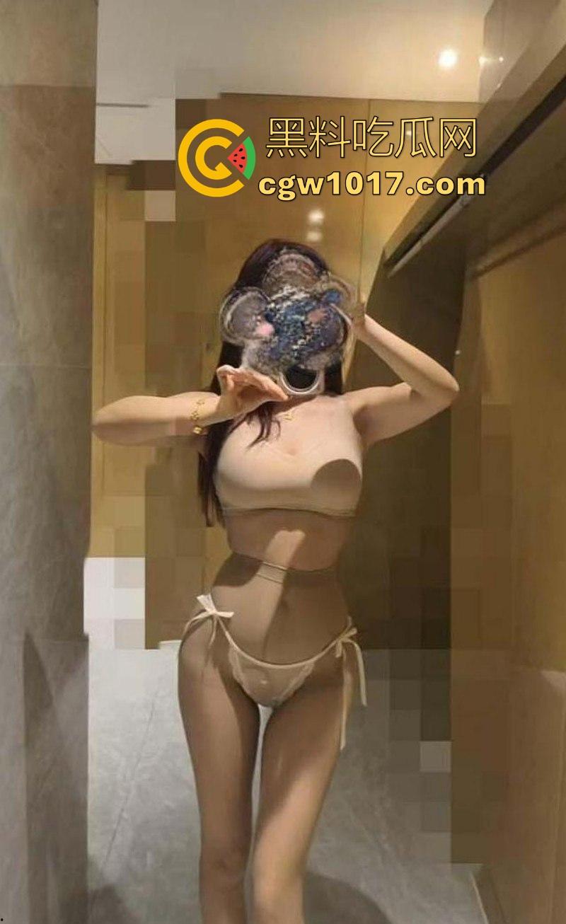 酒店幽会性感巨乳姐姐,房间里一跃化成JK女神,由被动变成主动也是一瞬间,无套内射花式做爱,爽翻了!