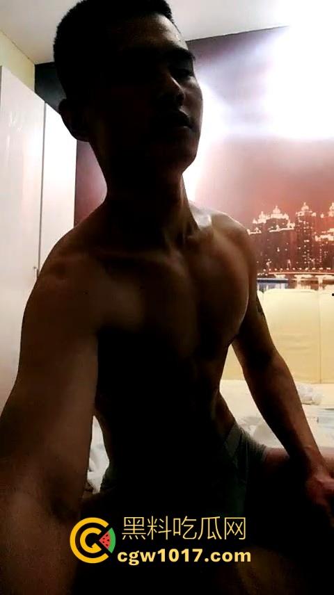 成都特色按摩店,肌肉男技师为你服务,只接男同gay,全身脱得只剩内裤为你服务,gay佬的梦想天堂!