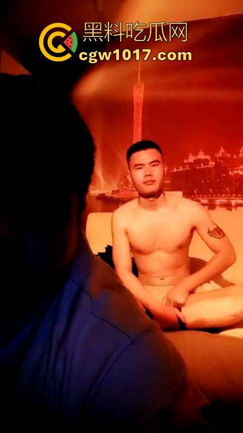 成都特色按摩店,肌肉男技师为你服务,只接男同gay,全身脱得只剩内裤为你服务,gay佬的梦想天堂!