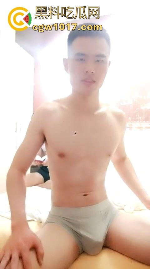 成都特色按摩店,肌肉男技师为你服务,只接男同gay,全身脱得只剩内裤为你服务,gay佬的梦想天堂!