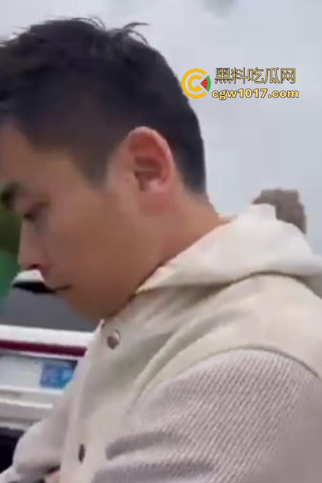 北京妇幼保健院停车场抓奸，律师【许晟骜】带小三产检撞正室丈母娘，小三直接坐地上哭，律师出轨能告赢吗？