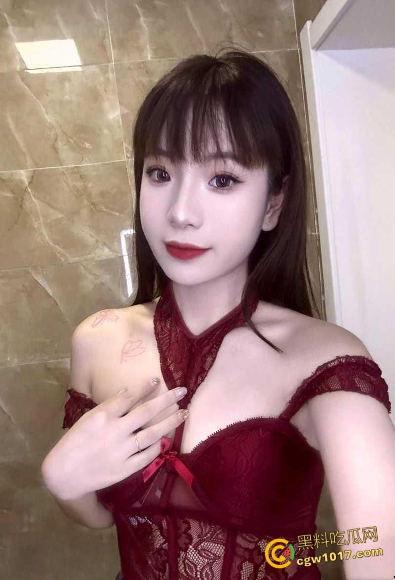 约啪大神【弥川】,约炮大奶前女友母狗玩捆绑调教,校内与现任甜蜜恩爱,晚上酒店陪旧恋玩情趣榨精 !