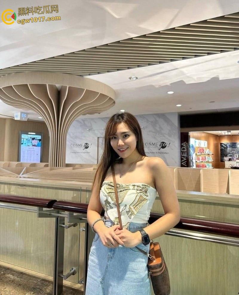 高颜值小护士【颜嘉柔】与男友性爱视频流出,口交深喉女上骑乘,无套后入猛操肥臀摇曳如浪,反差诱惑爆棚!