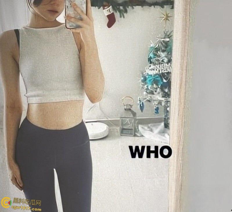 江苏音乐系反差学妹【陈婉婷】大尺度私密自拍, 肤白如雪绝美颜值,伸舌挑逗露脸脱衣揉乳,诱惑爆棚!