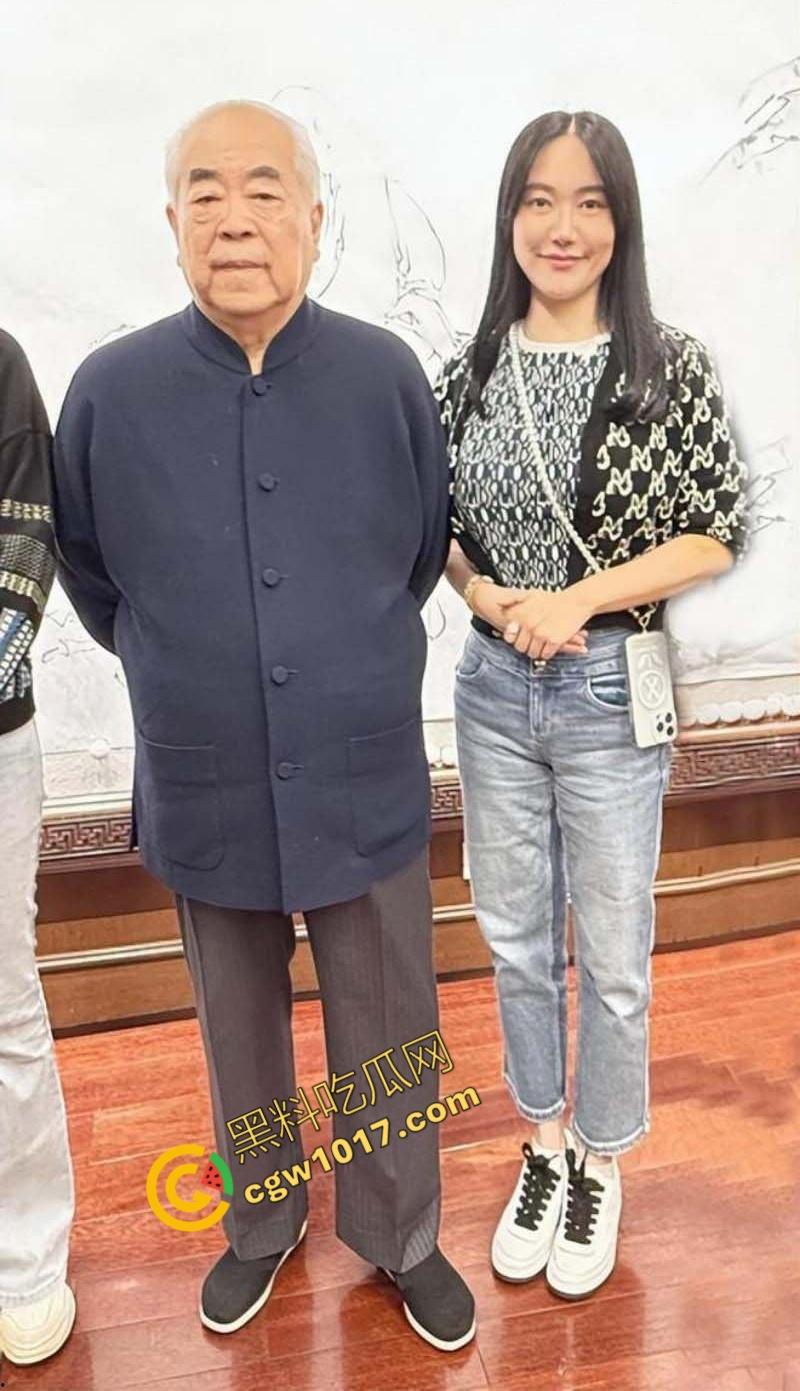 87岁书法大师【范曾】惊爆婚内出轨丑闻:最强心机婊【徐萌】一夜洗劫数十亿财产,黑历史被扒出轨视频全网疯传!