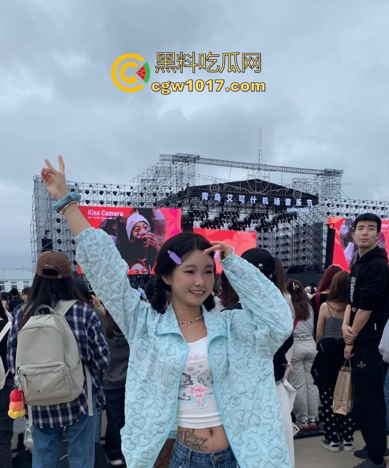 山东青岛渣女【乔新悦】外网发骚照约炮,恋爱骗钱出轨乱搞做鸡多次 ,本该是甜美小仙女,谁知骨子里骚浪贱到骨髓!