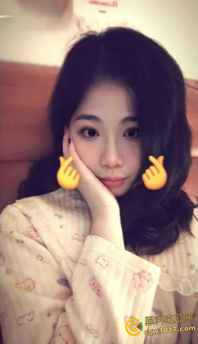 湖南长沙高颜母狗【赵莹】, 社交软件约炮被瓜友曝光,大屌后入爆操到失神,快射时主动张口求精液保养!