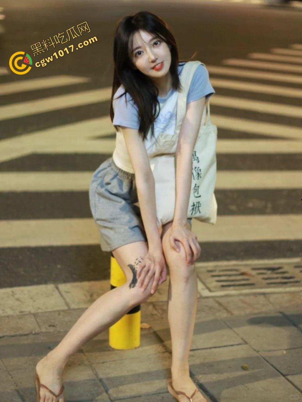 深圳20岁气质御姐【姜雪】与男友居家自拍泄密:清纯大眼女神秒变母狗,厨房撅臀口交深喉,粉嫩骚逼被大屌暴插内射