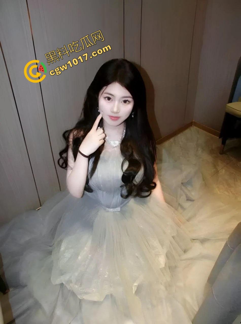 福建大学大一学妹【李梓涵】，清纯外表下藏淫荡欲望，裸聊勾引到酒店操逼，激情7次，叫声震酒店，渣男曝光视频全校疯传