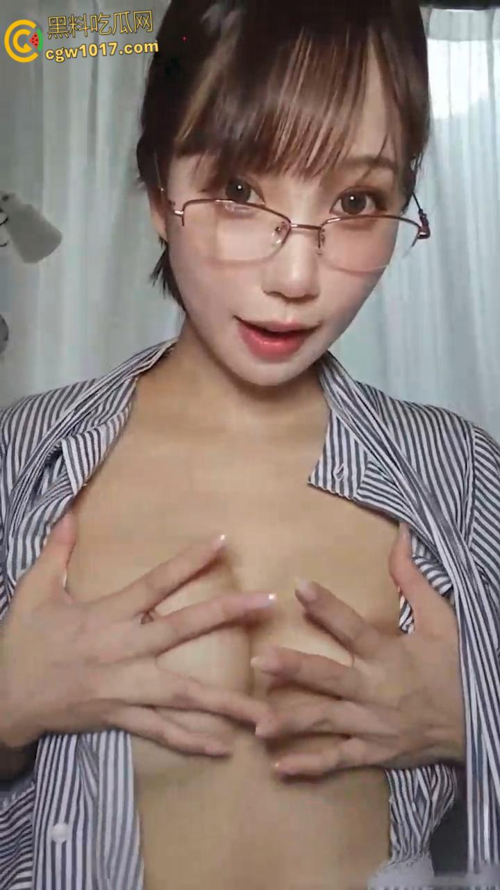 日本极品御姐女优【香月怜】绝美颜值白嫩豪乳,大长腿白嫩诱惑,白虎蜜穴紧致,道具狂桶白虎蜜穴淫水流淌!