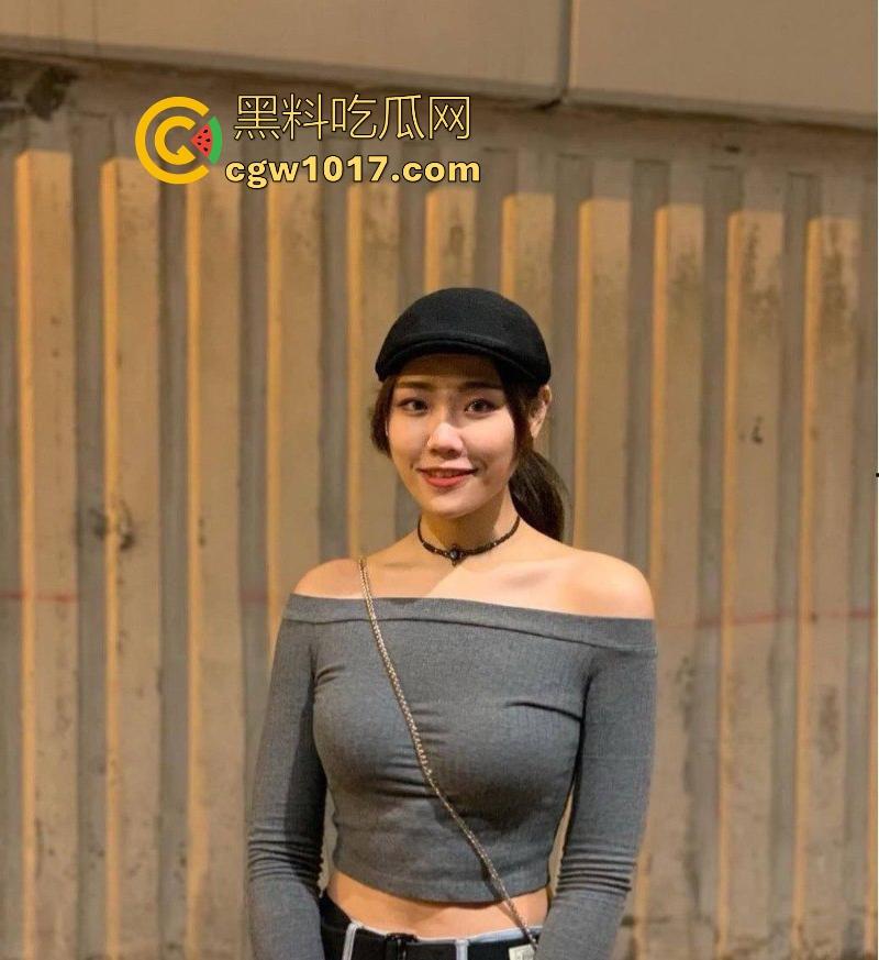 护士小姐姐为你服务！白衣天使外表下隐藏狂野一面，口交深喉女上骑乘，无套后入猛操肥臀摇曳如浪！