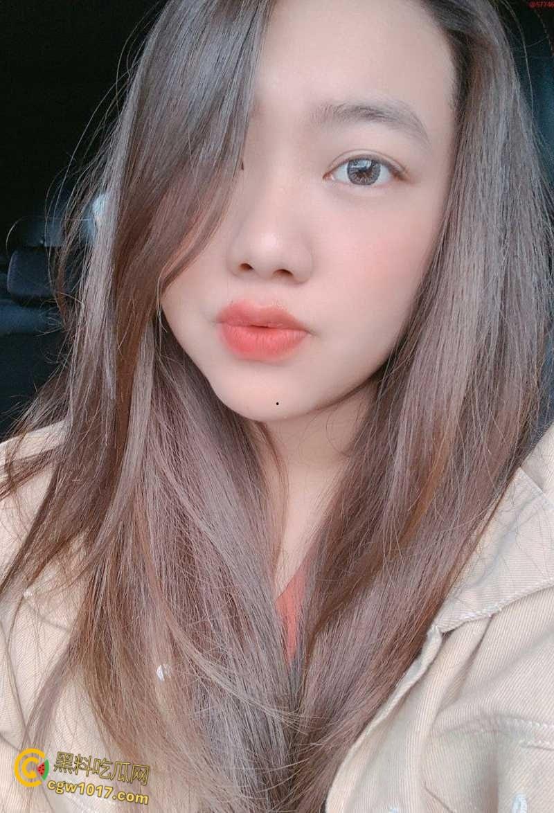 长沙母狗【孙资婷】，与表哥乱伦玩露脸调教，巨乳肥臀嫩鲍早熟，舔屌深喉被花式爆操，肥逼不流外人田啊！