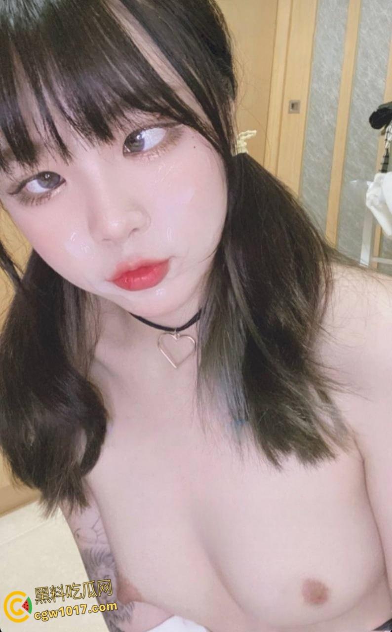 台湾高雄中华科大【孙资婷】, 被炮友各种调教玩弄,口交深喉颜射极致榨精,狂骑炮友宛如自动打炮机器 !