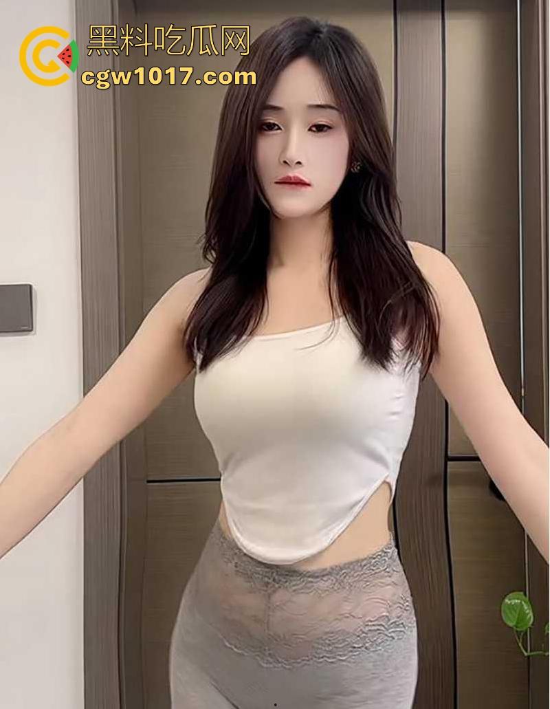 快手性感御姐网红【柠柠Smile】极品御姐暗藏媚骨,化身淫媚舞姬撩拨金主,咬唇自抚玩丝袜诱惑,真骚啊!