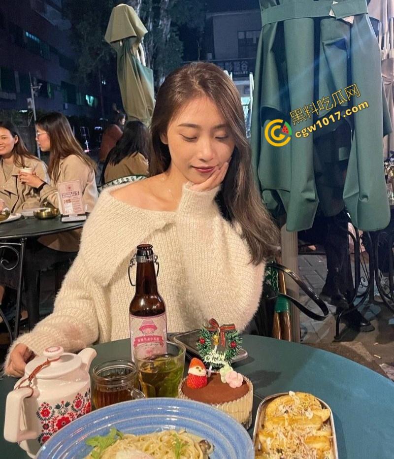 上海立达学院清纯嫩妹【杨赤菁】被金主包养视频流出!露脸深喉吞大屌骚态尽显,臀摇乳挺,被操的欲仙欲死!