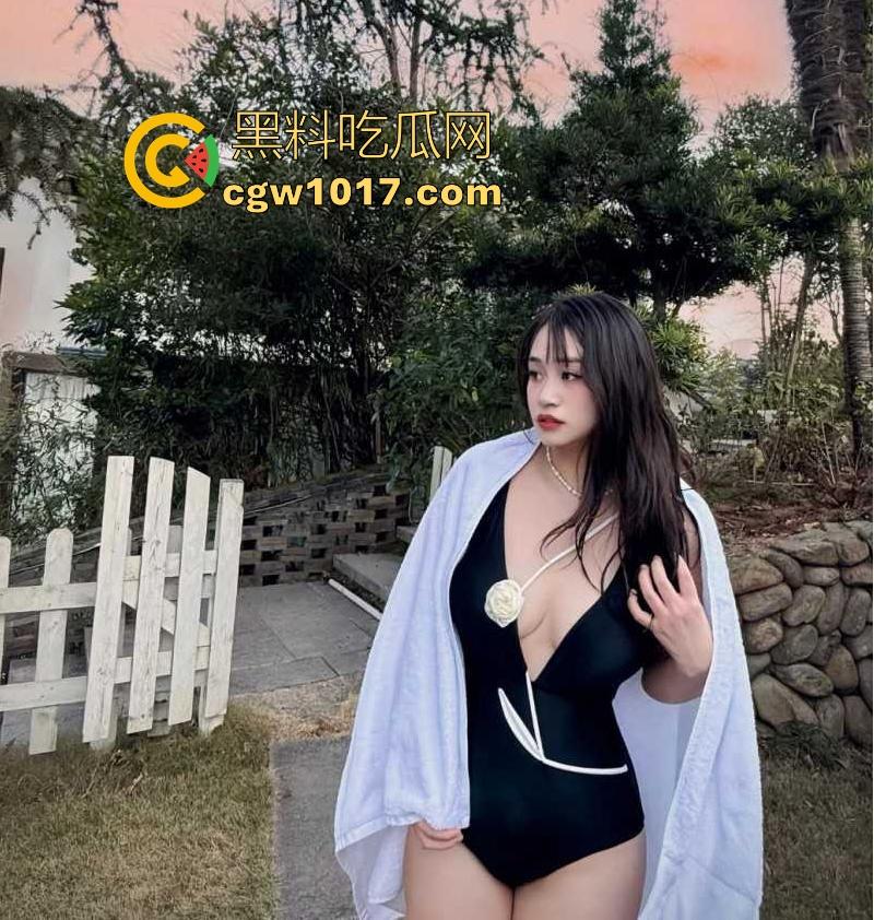 探探约炮高颜值小美,极品魔鬼身材尤物,浓精灌满一线天嫩穴,犹如泄欲玩物般被肆意蹂躏!