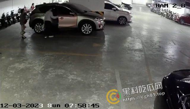 得不到就毁掉!男子直接撞死刚从小三车上下来的妻子 这个才叫真爱