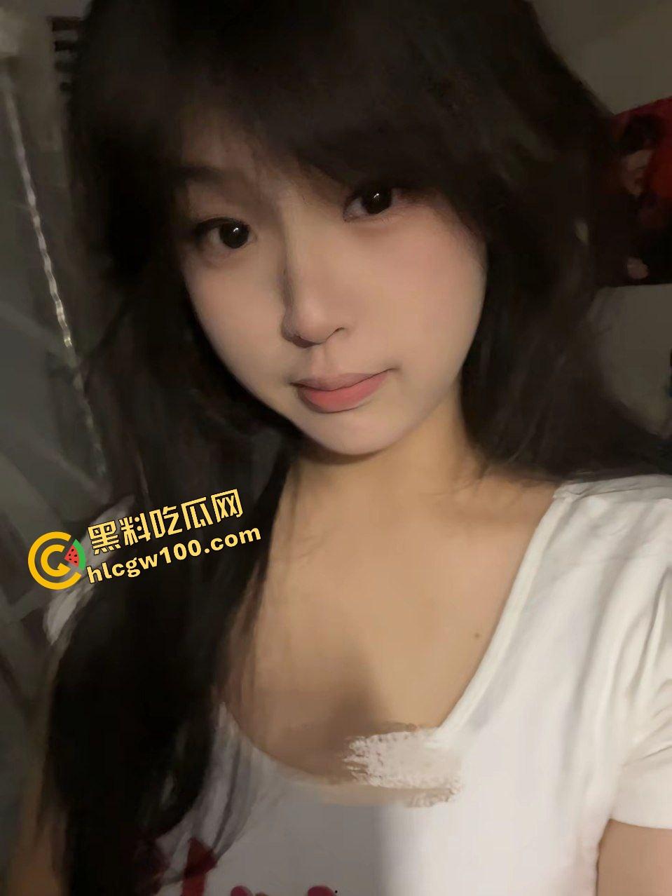 抖音深圳罗湖清纯高中反差妹【薯条喵】私下约操口爱土豪大叔,肛塞尾巴后入猛操骚逼!原创独家曝光流出!