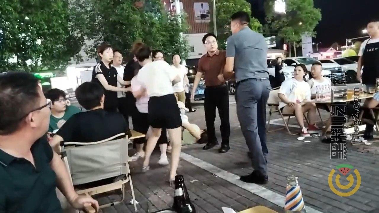 成都市惊爆丑闻!原配被小三暴打,老公竟然助纣为虐,家庭伦理剧原来如此狗血!