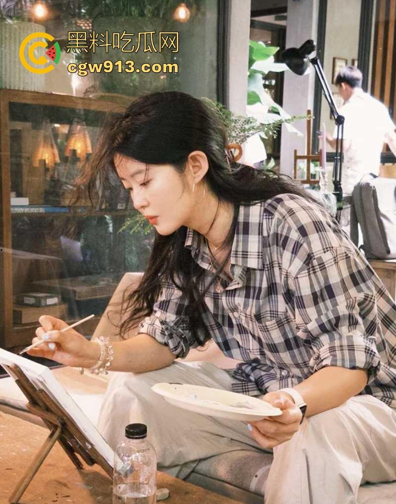 石家庄新婚人妻【姚情】新婚夫妇就是有激情,情趣内衣玩性爱调教,撅着大腚被老公后入爆操,都被操出白浆!