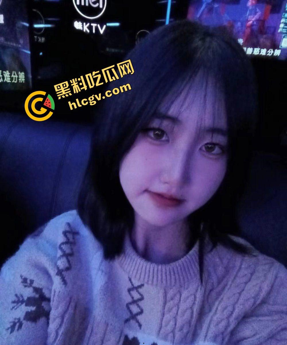 平江县职业技术学校 职高反差骚货『苑诗雨』发骚裸拍嫩乳 与男友做爱视频泄密 独家曝光流出!