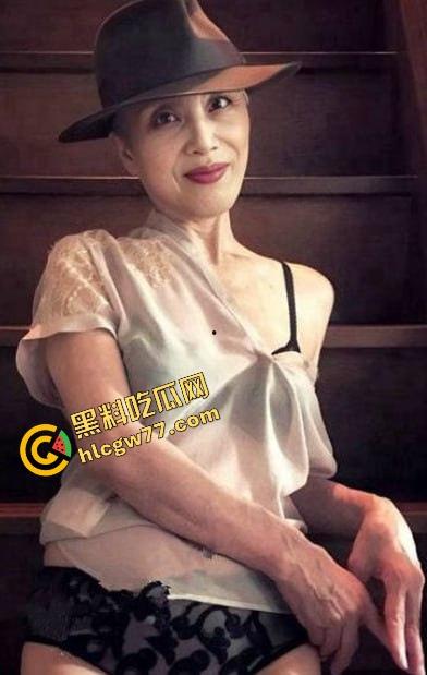 六旬大妈啪啪日记曝光,白发老头一见奶就馋哭,房事频率干翻一众年轻人,彻底打脸阳痿键盘侠!