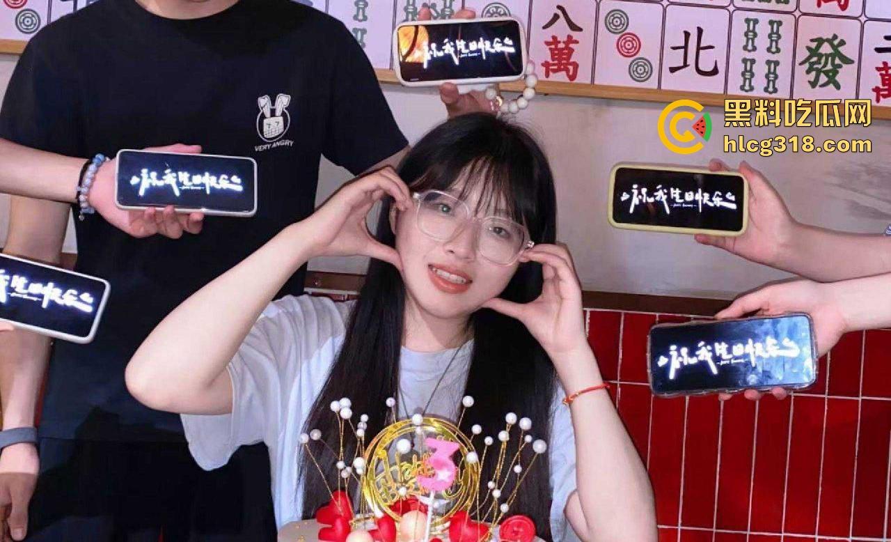 长春医科大学眼镜学妹【陈琳琳】约炮视频曝光,极品反差尤物听命主人,各种姿势打桩爆操,淫叫不断!