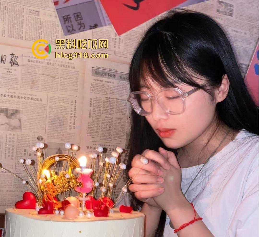 长春医科大学眼镜学妹【陈琳琳】约炮视频曝光,极品反差尤物听命主人,各种姿势打桩爆操,淫叫不断!