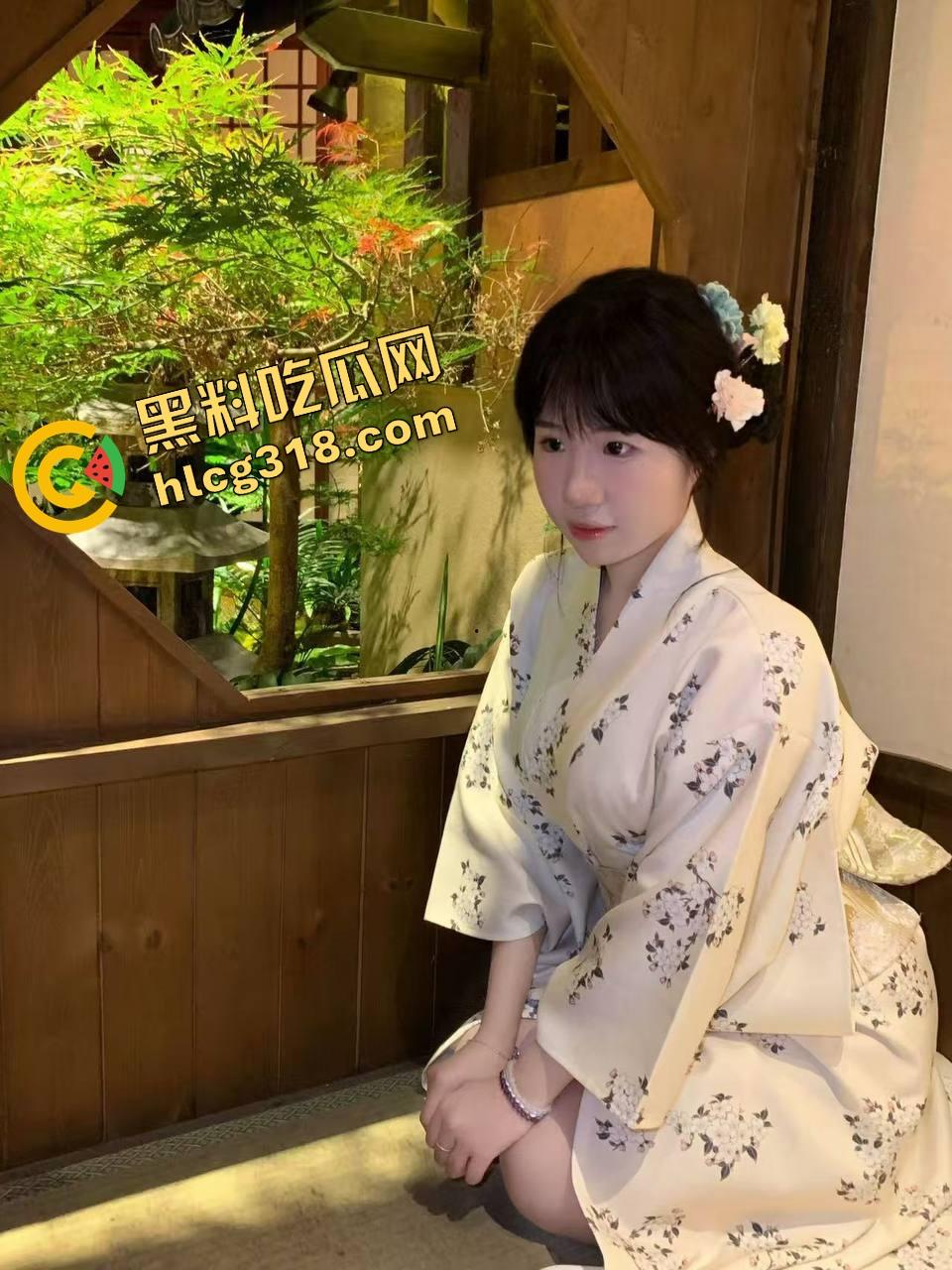 少妇大战硬不起来的弹力牛子,全程像在玩充气面条,玩了一整晚愣是没插进去,橡胶果实附体也太离谱了!