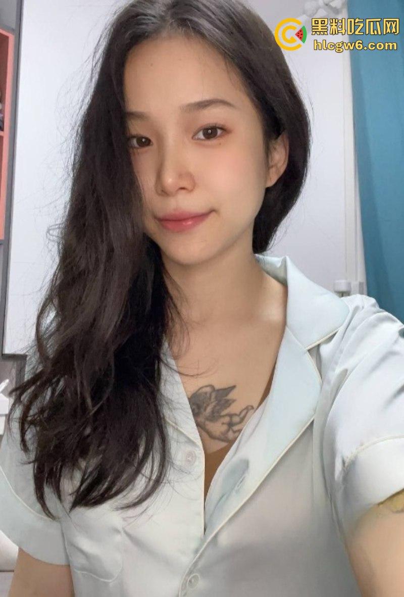 推特反差网红美少女【唏唏哈哈】定制私拍流出 刺青女神展现极致性感!