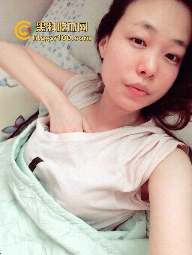 韩国风韵少妇【金贤敏】自拍露脸性爱视频曝光,年少不知少妇好错把少女当成宝!!!