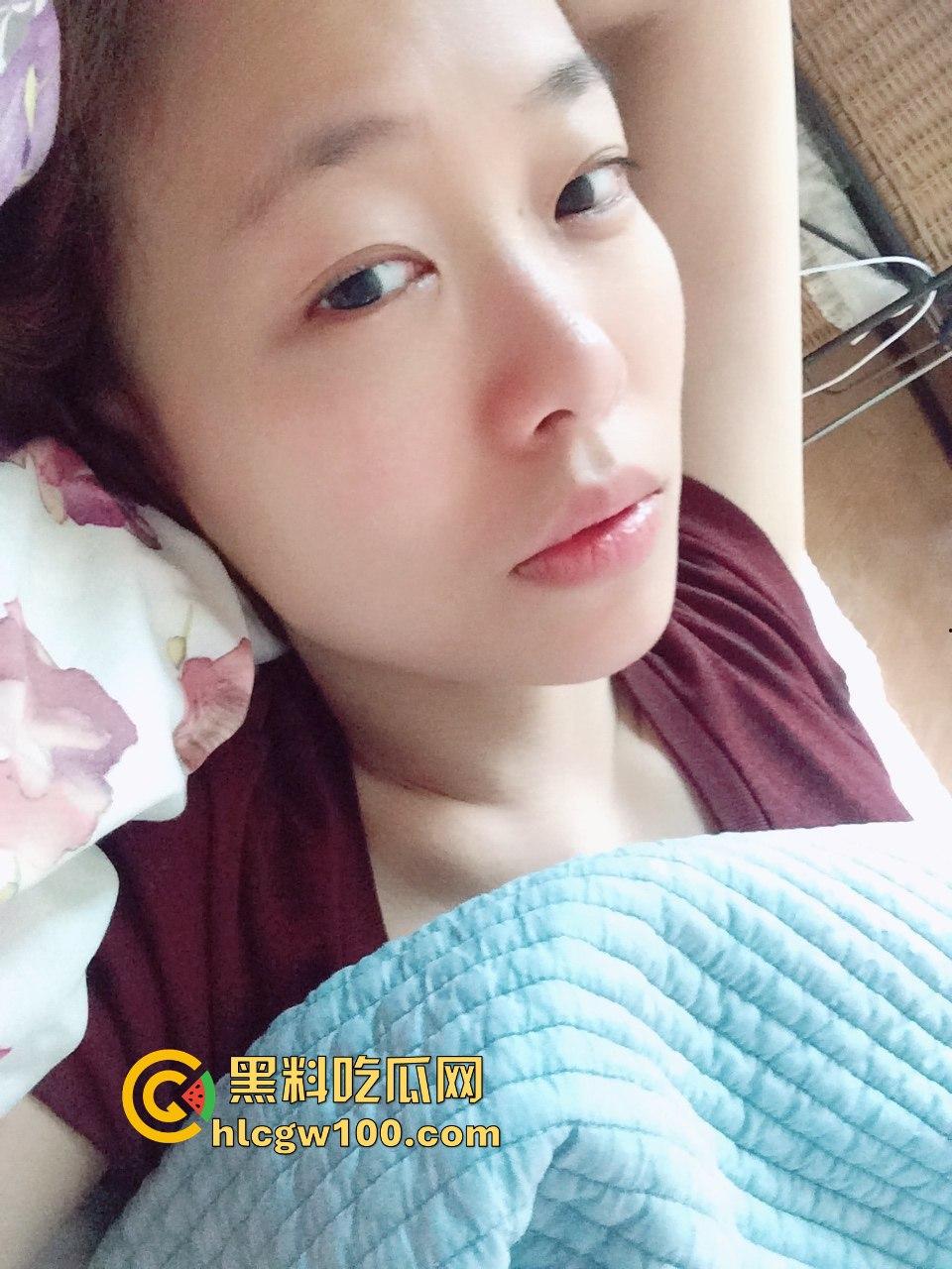 韩国风韵少妇【金贤敏】自拍露脸性爱视频曝光,年少不知少妇好错把少女当成宝!!!