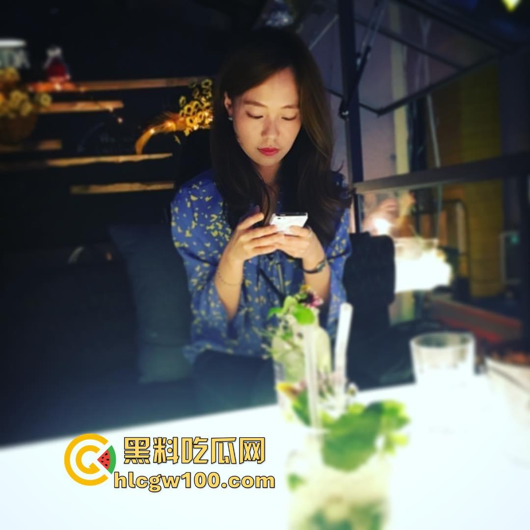 韩国风韵少妇【金贤敏】自拍露脸性爱视频曝光,年少不知少妇好错把少女当成宝!!!