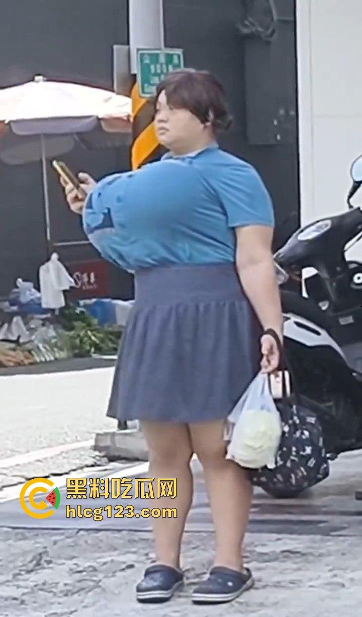 台湾坦克之王出动!胸大如篮球甩起来能砸晕人,瓜友有知道这是什么码的吗?