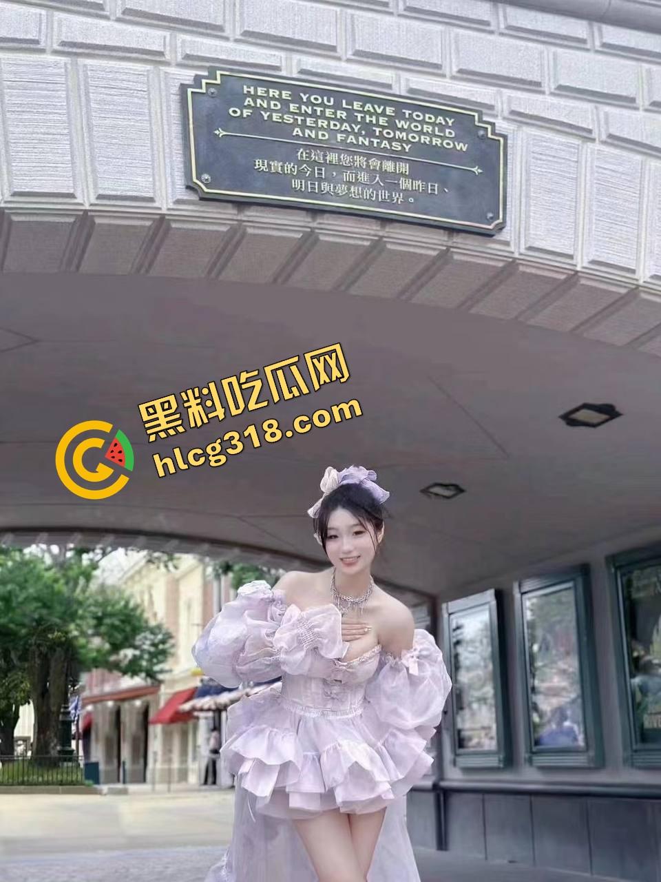 舞蹈生高难度吃屌动作,身段够软嘴巴够深,累成狗也要深喉到底,这姿势我真是头回见!