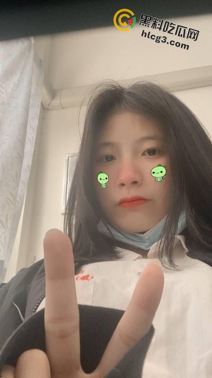 顶级泄密!大学生萱兒反差母狗大曝光:小母狗自拍录制与金主互动全程流出!