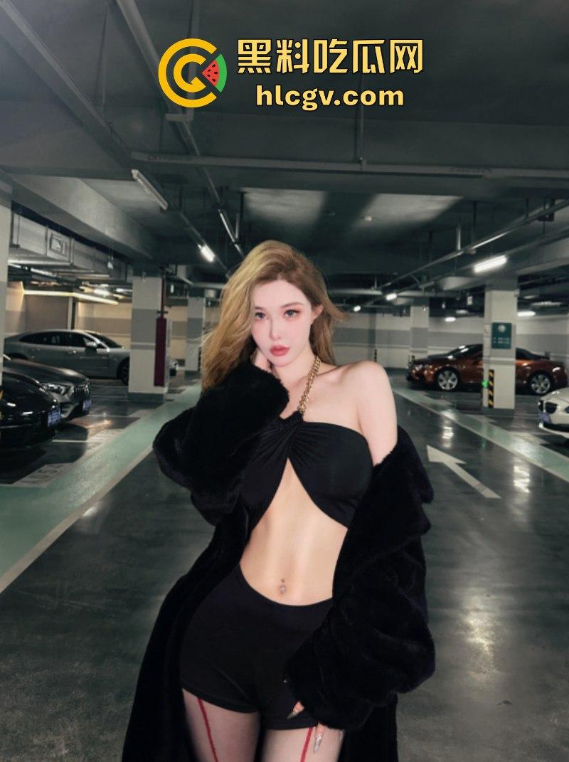 微博436W粉丝大网红【王一霏ADA】面对潜规则果断一对一视频四点全露！