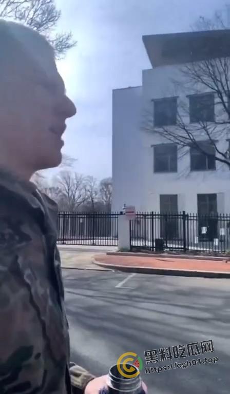 美国空军在以色列大使馆前自焚!临死前高呼不做种族灭绝的同谋 是英雄还是极端分子?