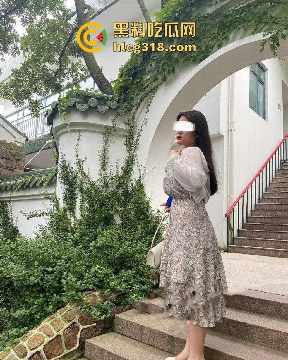 黑龙江巨乳美女【日安】性爱视频泄密,微胖母狗,G杯大奶展示顶级口交绝技!