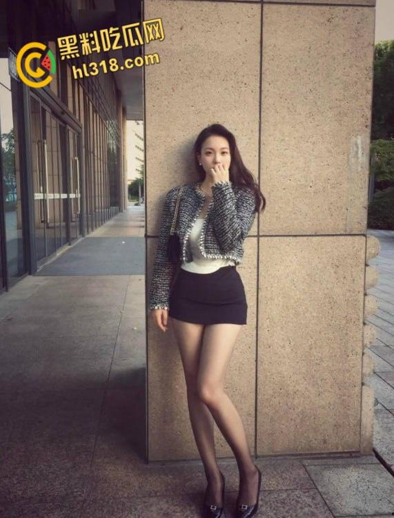 弟弟酒后表白亲姐姐,从半推半就到顺从配合,敏感姐姐水流成河,无套猛干高潮不断,小穴注满亲弟浓精!